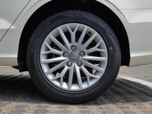 201535 TFSI 300foI ^