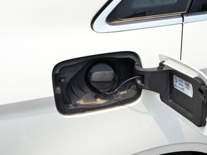 201535 TFSI 300foI ^