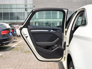 201535 TFSI 300foI ܇T