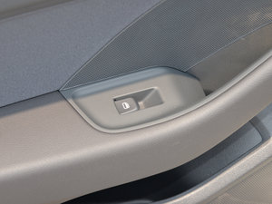 201535 TFSI 300foI п؅^