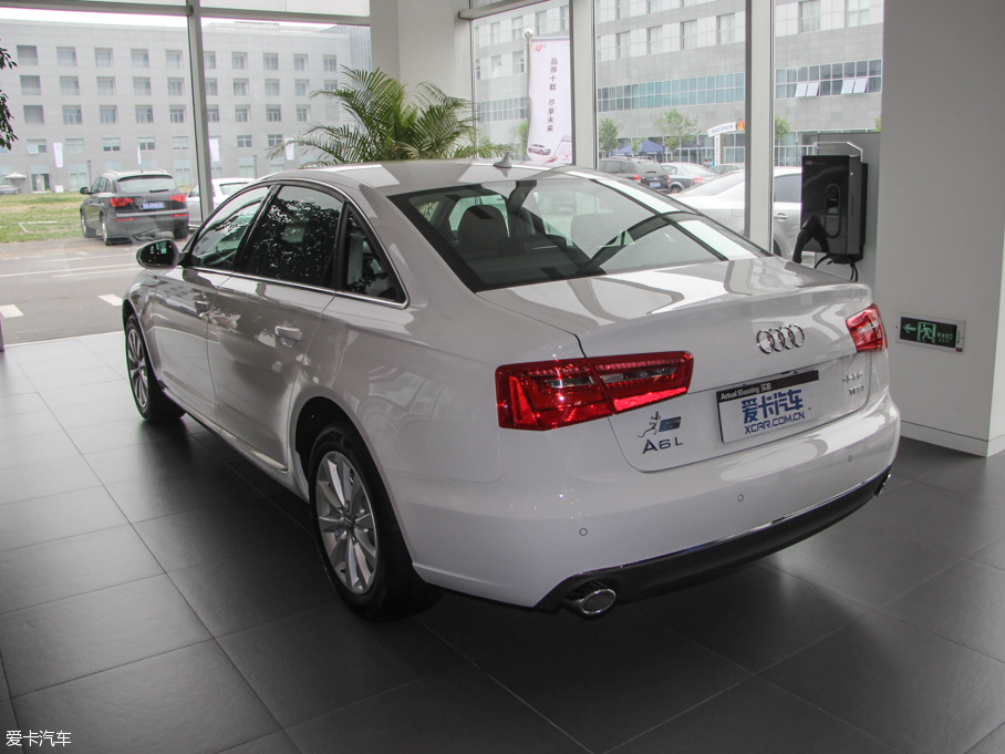 2015µA6L TFSI 300
