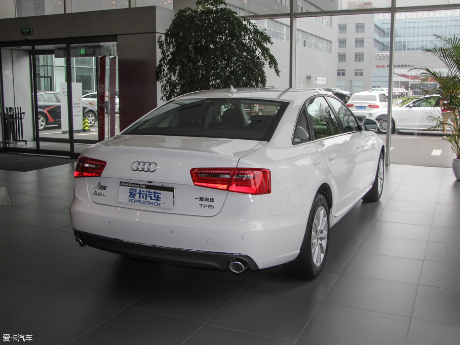 2015WA6L TFSI 300foI