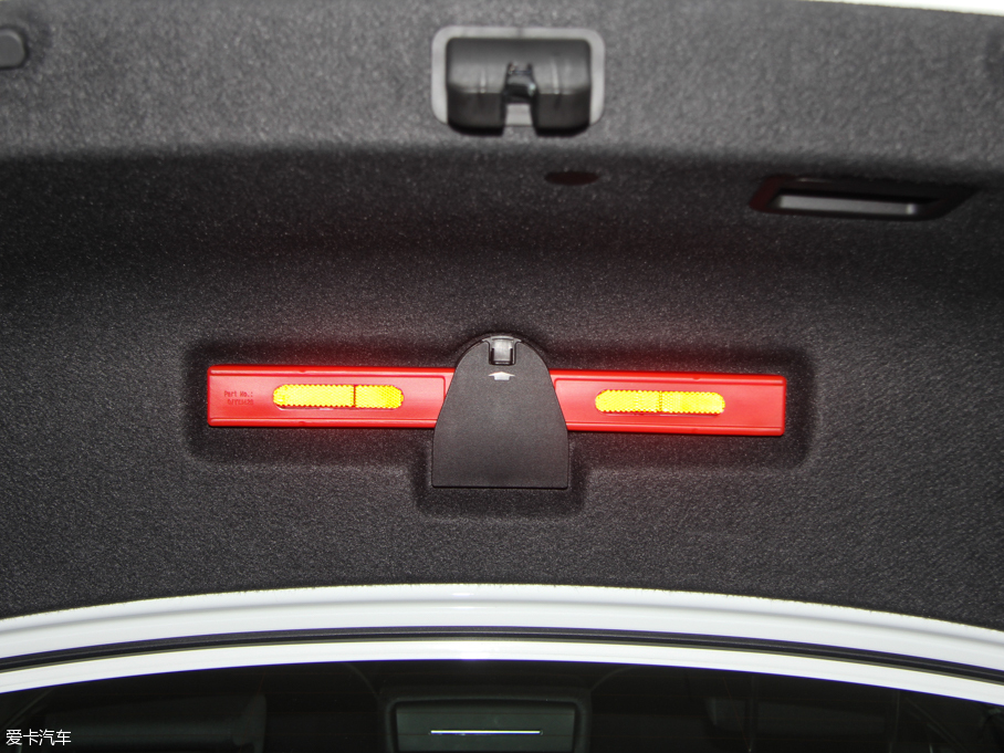 2015WA6L TFSI 300foI(lng)