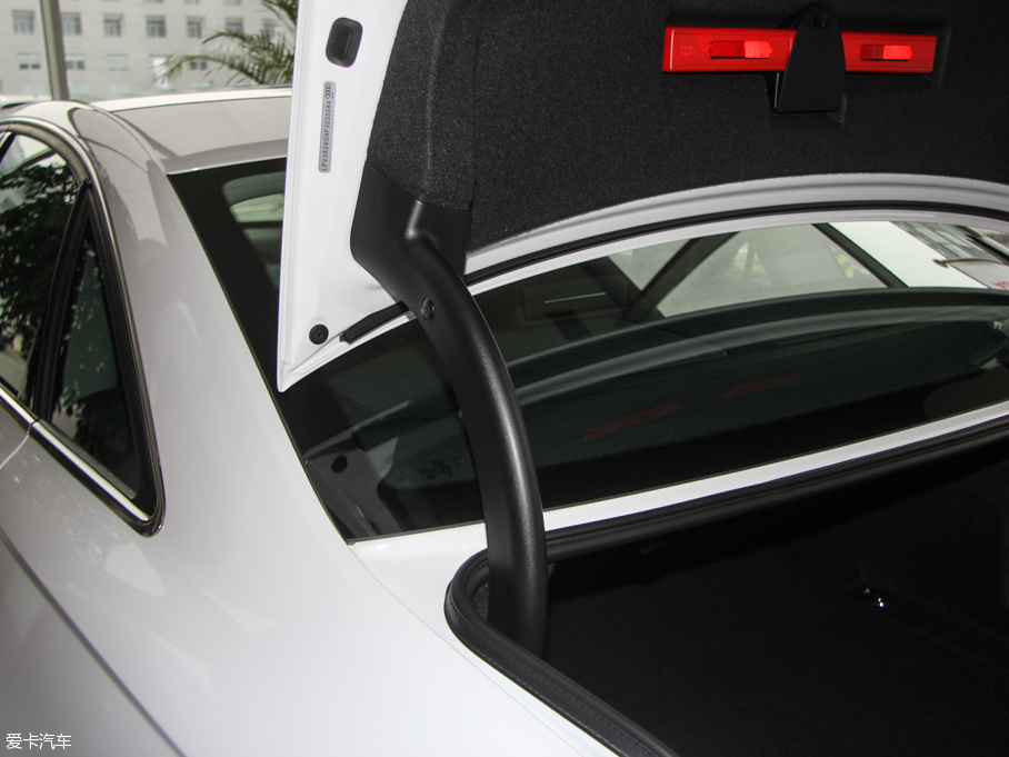 2015WA6L TFSI 300foI