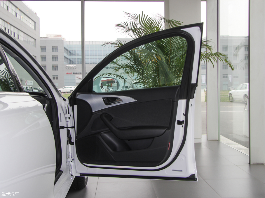 2015WA6L TFSI 300foI