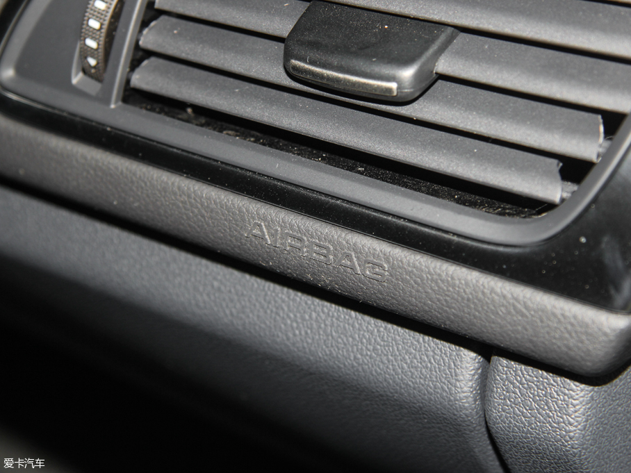 2015?yun)WA6L TFSI 300f(wn)o(j)I(lng)