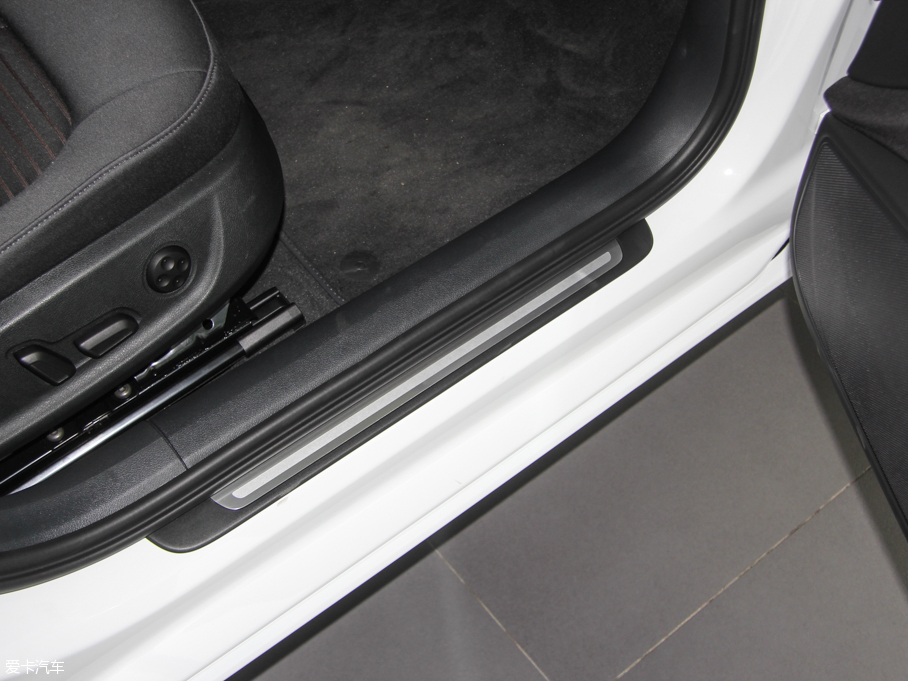 2015WA6L TFSI 300foI