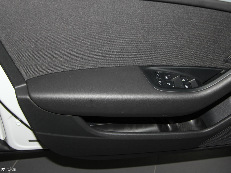 2015WA6L TFSI 300fo(j)I(lng)