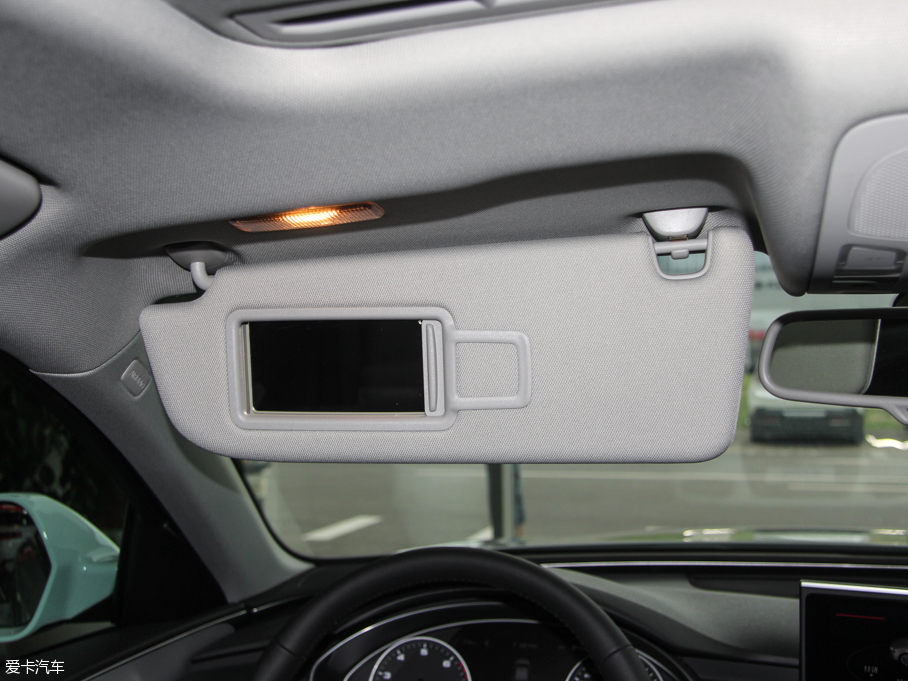 2015WA6L TFSI 300foI