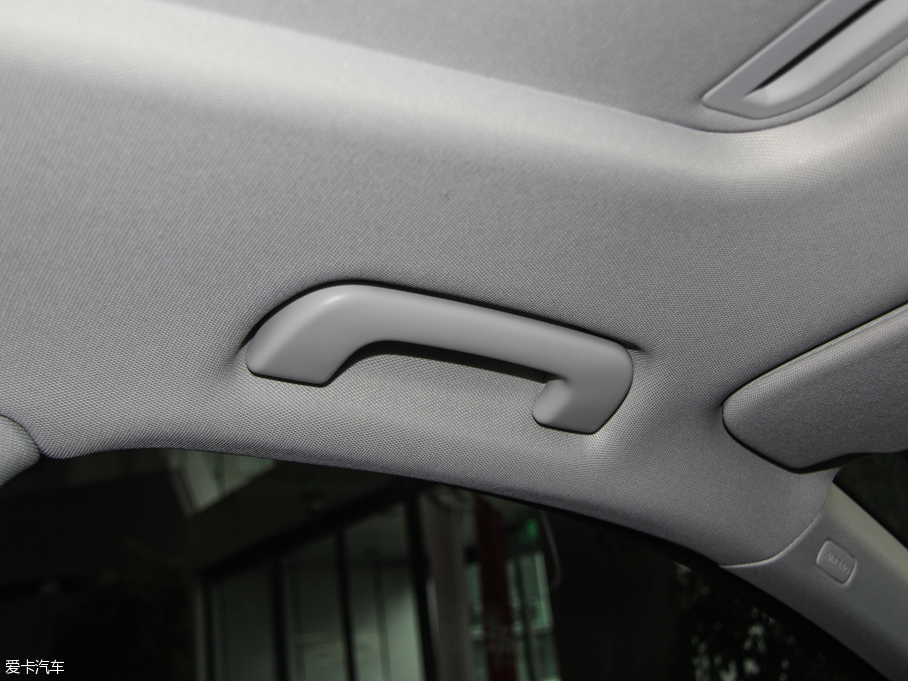 2015?yun)WA6L TFSI 300fo(j)I(lng)