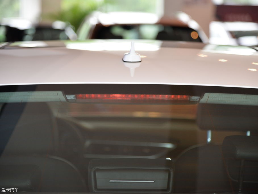 2015WA6L 30 FSI 300fo(j)