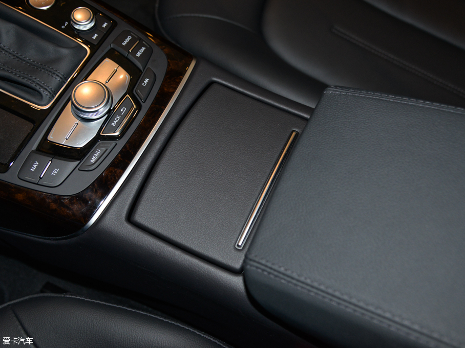 2015WA6L 30 FSI 300fo