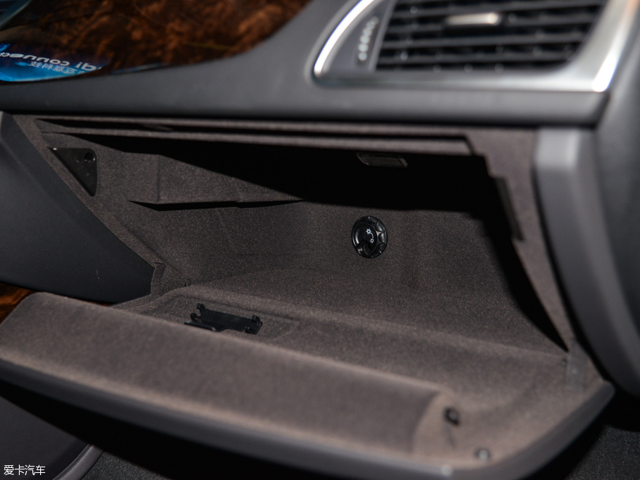 2015WA6L 30 FSI 300fo(j)