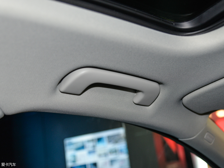 2015WA6L 30 FSI 300fo(j)