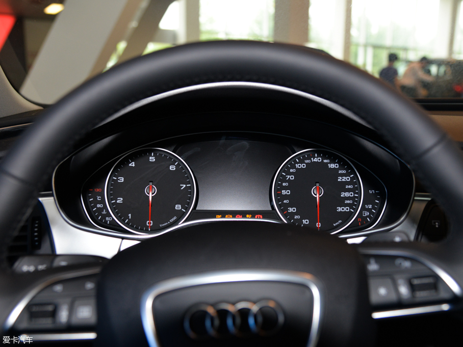 2015WA6L 30 FSI 300fo