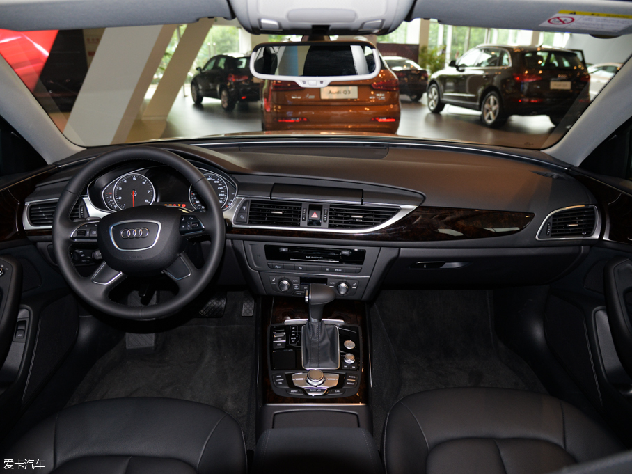 2015WA6L 30 FSI 300fo