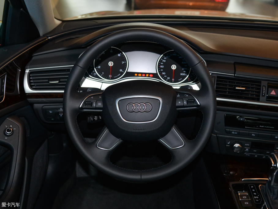 2015WA6L 30 FSI 300fo