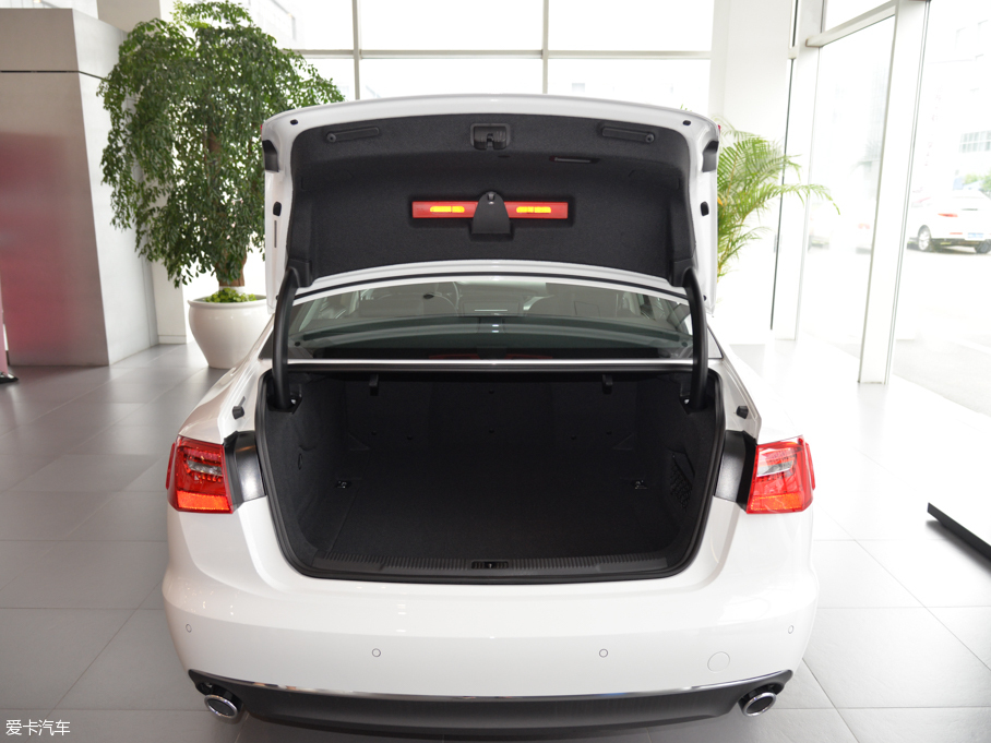 2015WA6L 30 FSI 300fo(j)