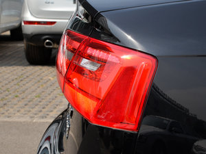 201535 FSI quattro g(sh) (x)(ji)^