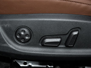 201535 FSI quattro g {{