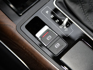 201535 FSI quattro g v܇Ƅ