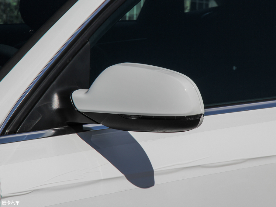 2016WA4L 35 TFSI Ԅm