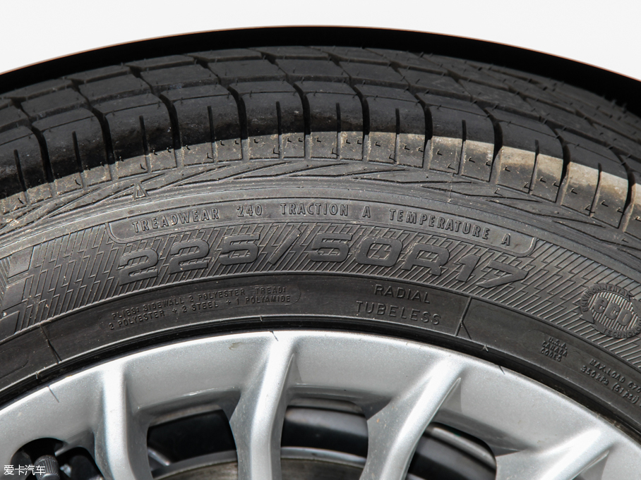 2016WA4L 35 TFSI Ԅm