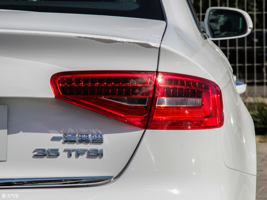 2016WA4L 35 TFSI Ԅm