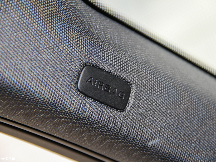 2016WA4L 35 TFSI Ԅm