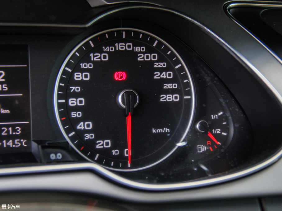 2016WA4L 35 TFSI Ԅm