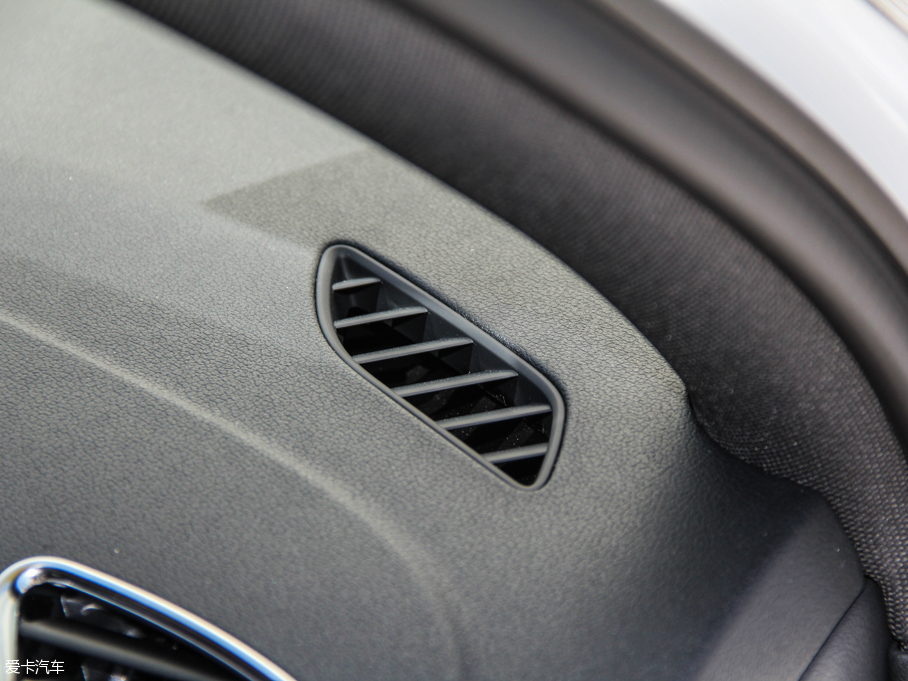 2016WA4L 35 TFSI Ԅm