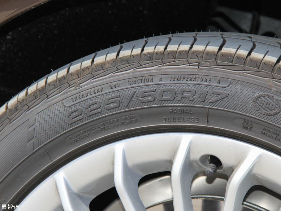 2016WA4L 35 TFSI Ԅm