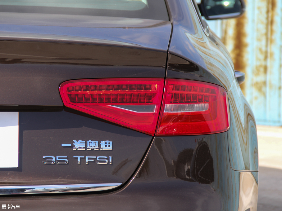 2016WA4L 35 TFSI Ԅm