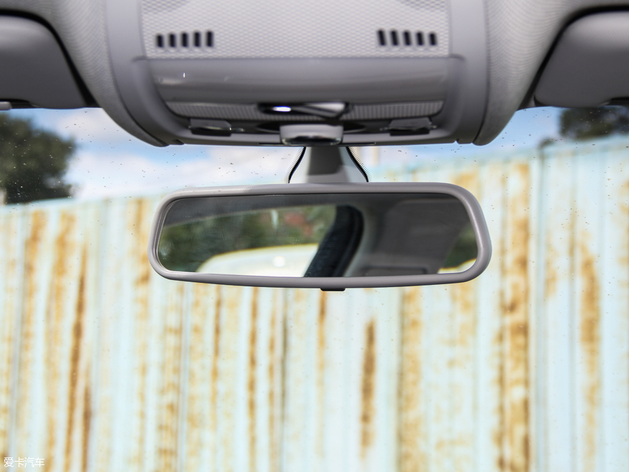 2016WA4L 35 TFSI Ԅm