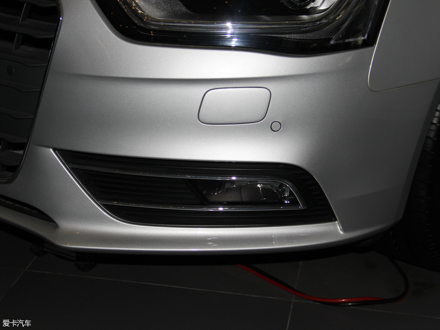 2016WA4L 35 TFSI ԄӼg