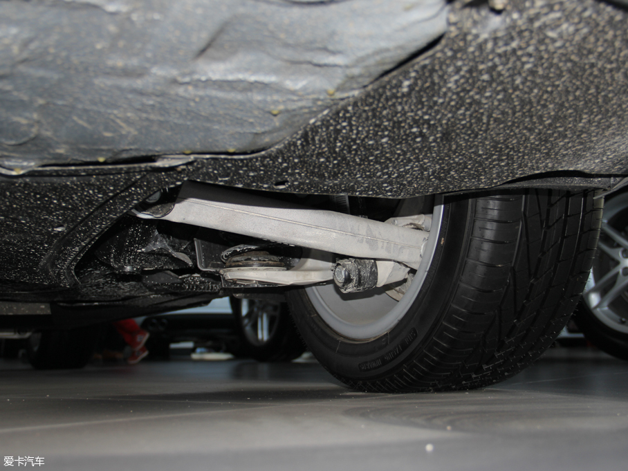 2016WA4L 35 TFSI ԄӼg