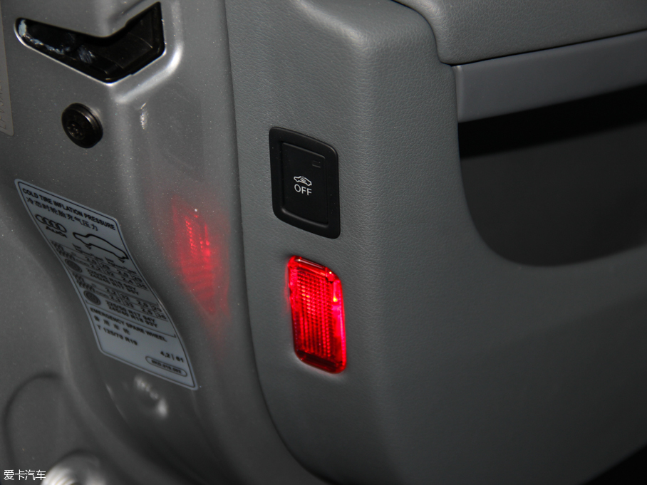 2016WA4L 35 TFSI ԄӼg