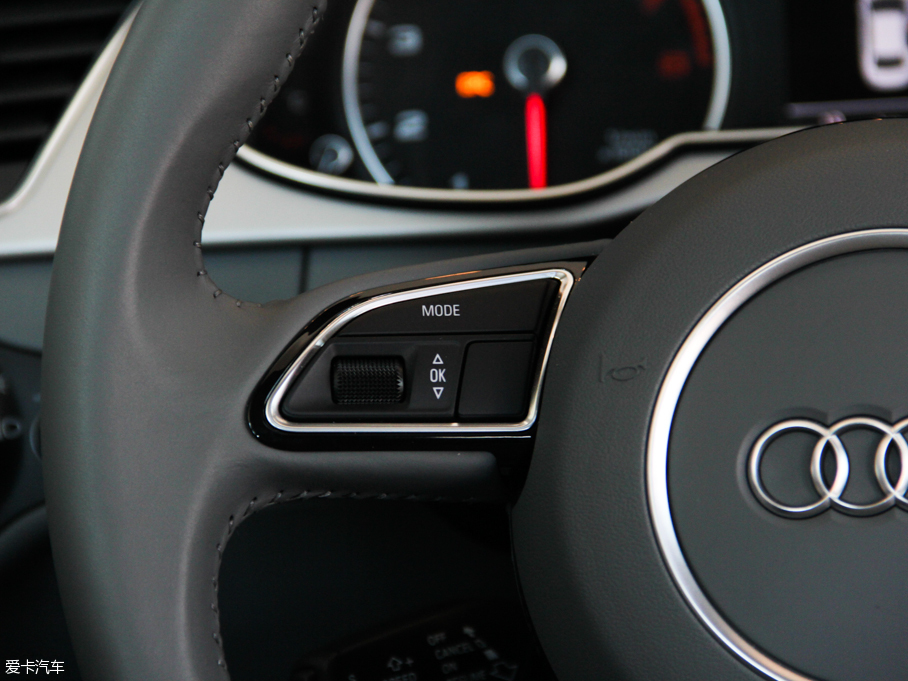 2016?yun)WA4L 35 TFSI Ԅ(dng)g(sh)