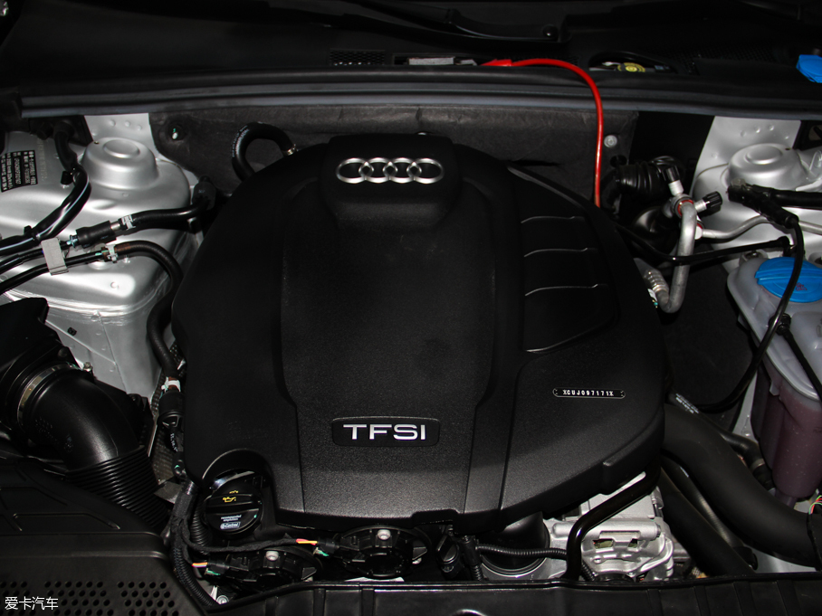 2016WA4L 35 TFSI ԄӼg