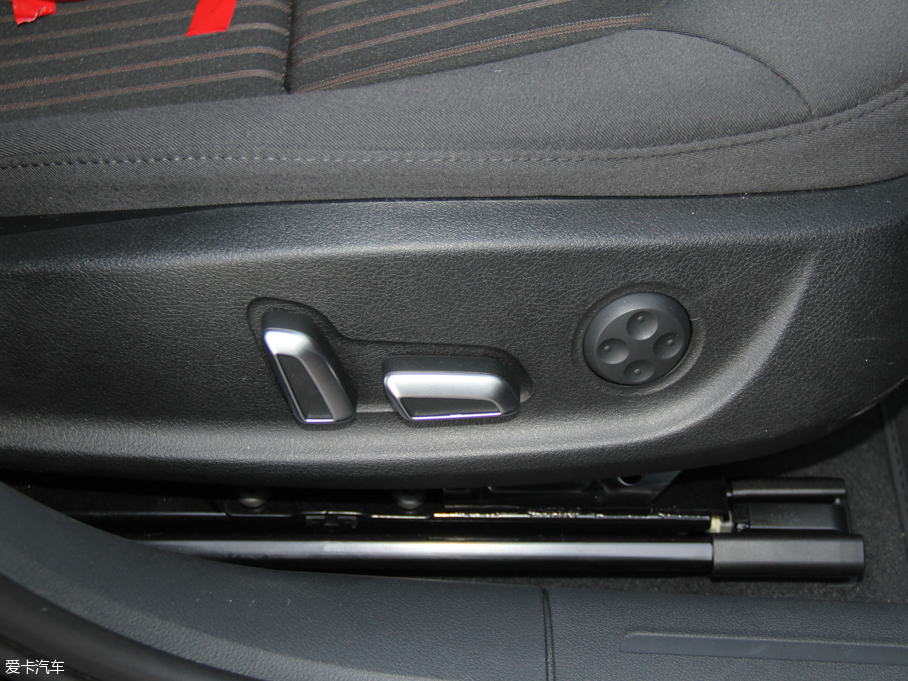 2016?yun)WA4L 45 TFSI quattro(g)\(yn)(dng)