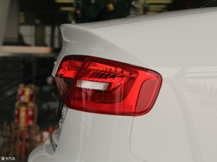 2016?yun)WA4L 35 TFSI Ԅ(dng)(bio)(zhn) ذ