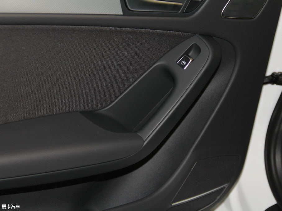 2016WA4L 35 TFSI ԄӘ˜ ذ