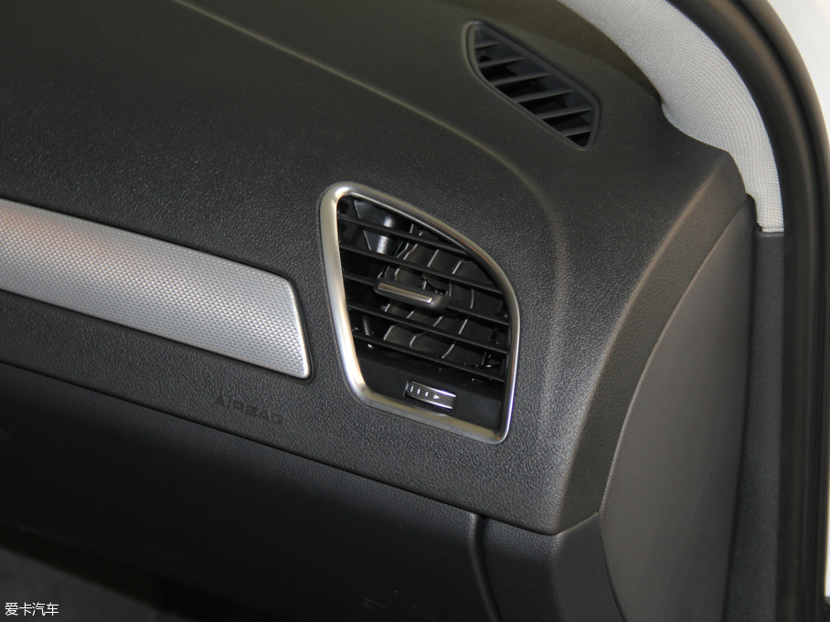 2016WA4L 35 TFSI ԄӘ˜ ذ