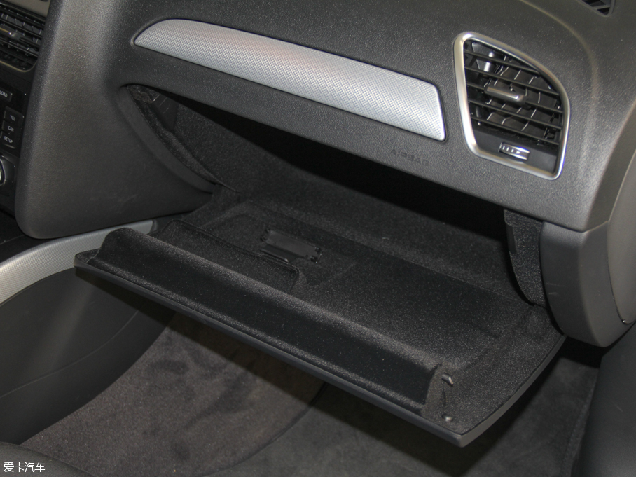 2016WA4L 35 TFSI ԄӘ˜ ذ