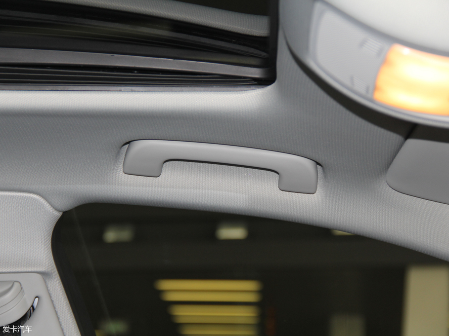 2016WA4L 35 TFSI ԄӘ˜ ذ