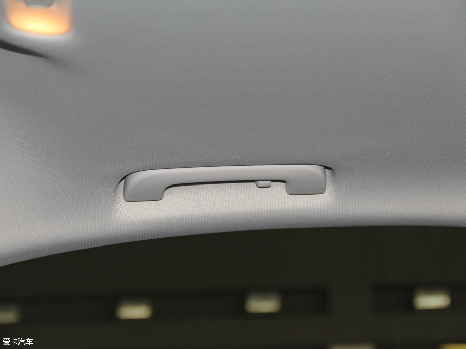 2016WA4L 35 TFSI ԄӘ˜ ذ