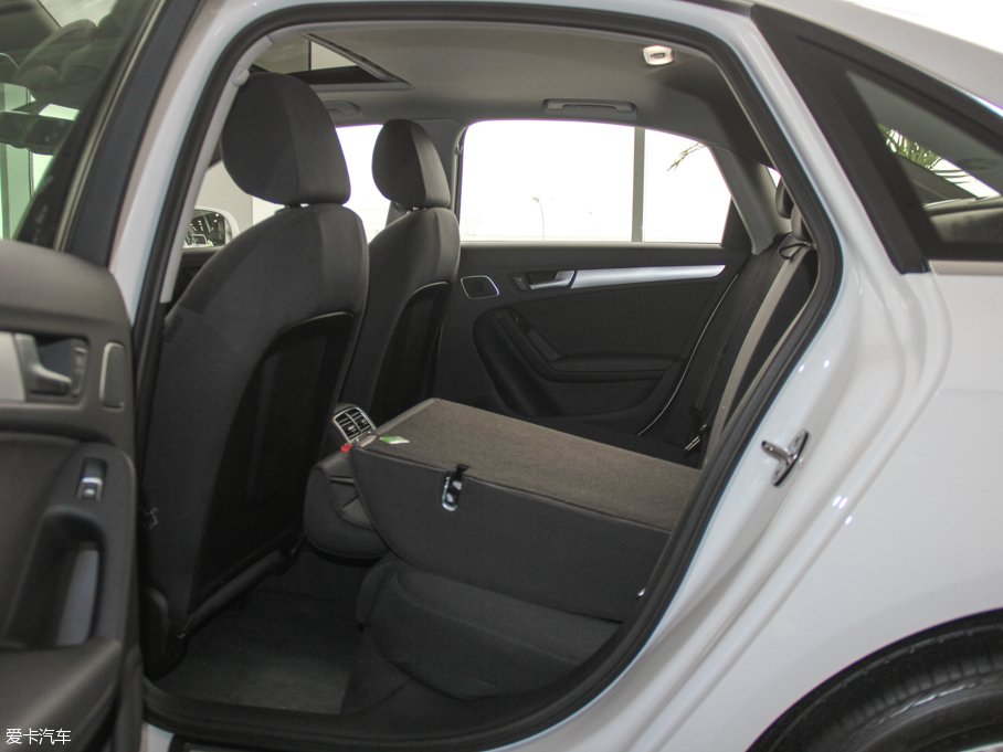 2016WA4L 35 TFSI ԄӘ˜ ذ