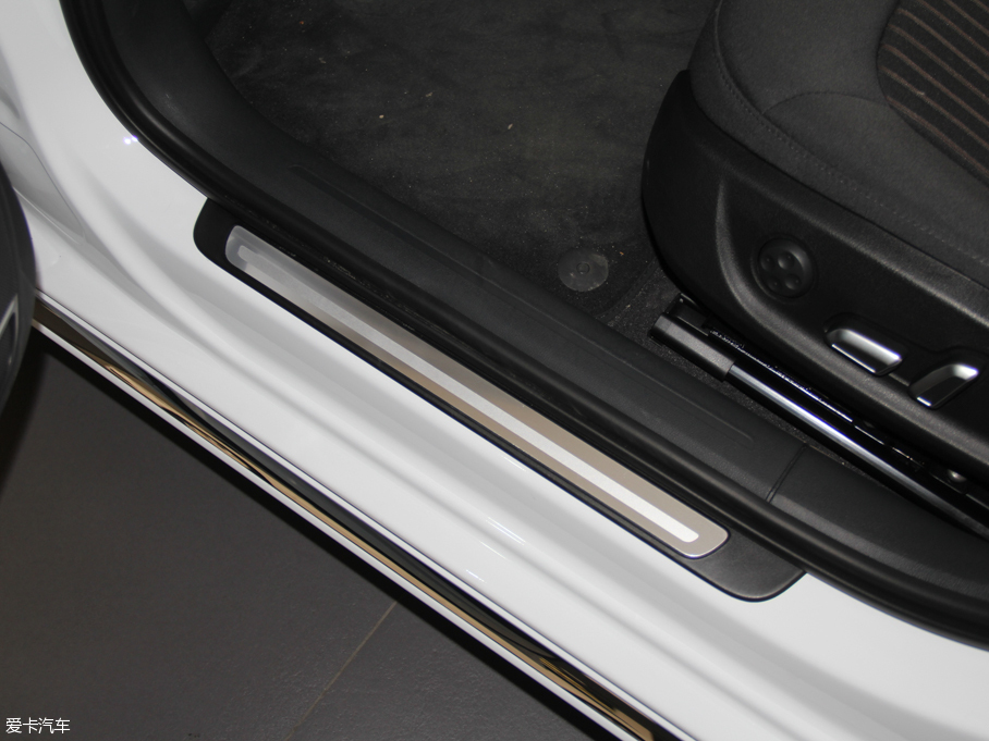 2016?yun)WA4L 35 TFSI Ԅ(dng)(bio)(zhn) ذ