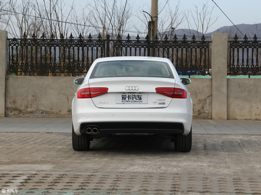 2016WA4L 45 TFSI quattro\ ذ