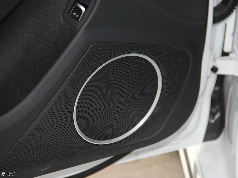 2016WA4L 45 TFSI quattro\ ذ